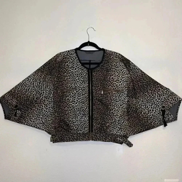 TOV Holy animal print short zipper jacket size med/large 42 with zipper - Picture 2 of 11